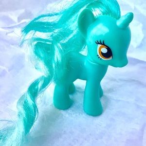 1828 Hasbro 2010 My Little Pony UNICORN Turquoise Harp White Mane